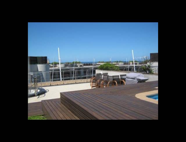 2 BEDROOM APARTMENT TO LET IN POINT WATERFRONT